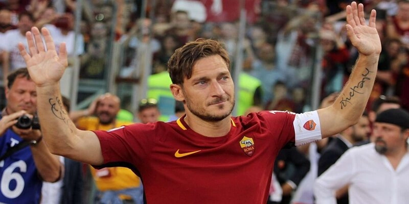 Francesco Totti là biểu tượng cho sự trung thành của CLB thành Rome.